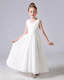 Dideyttawl Chiffon Junior Bridesmaid Dress with Sleeveless and Pleated Waist