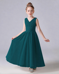 Dideyttawl Chiffon Junior Bridesmaid Dress with Sleeveless and Pleated Waist
