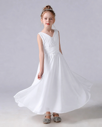 Dideyttawl Chiffon Junior Bridesmaid Dress with Sleeveless and Pleated Waist