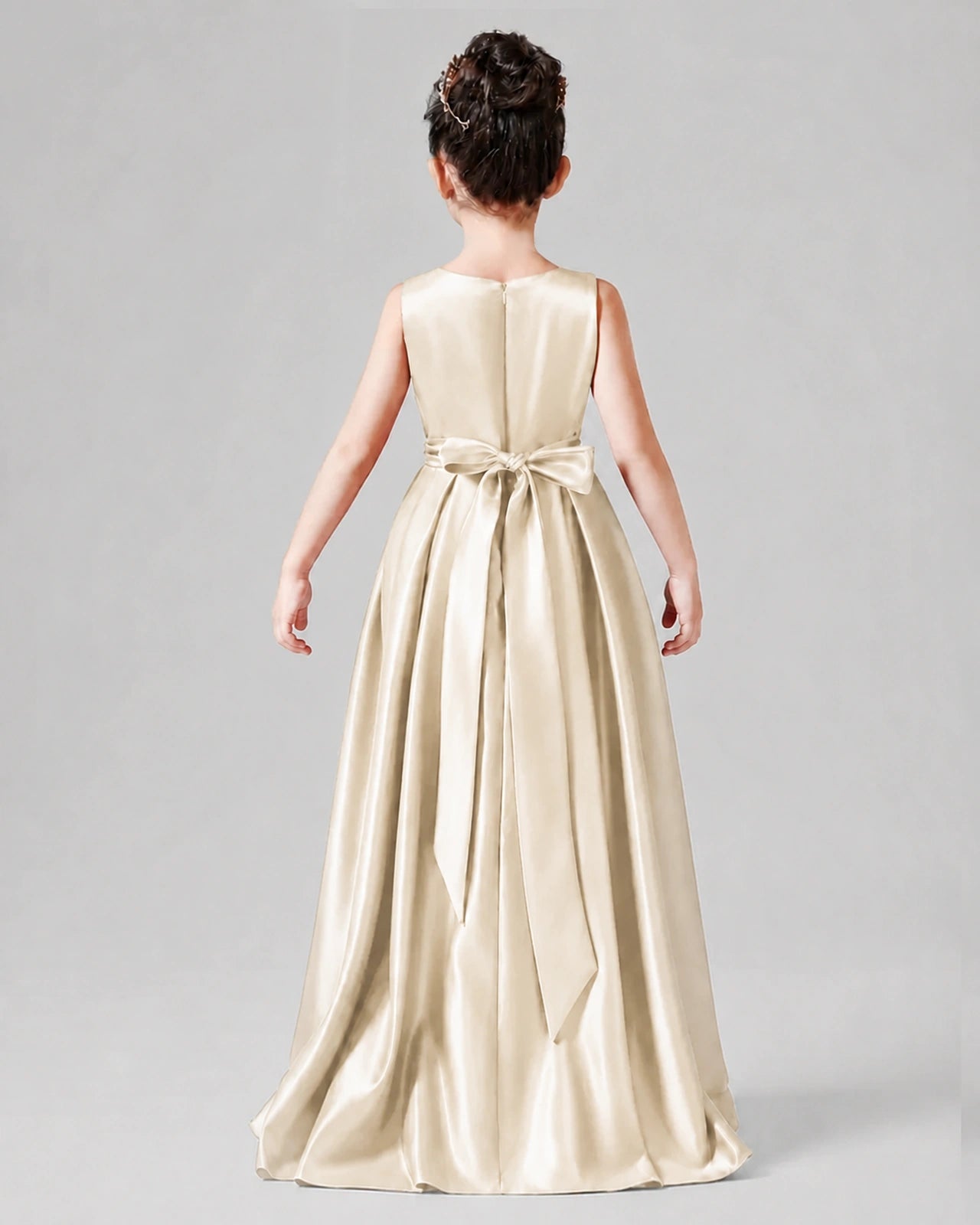 Dideyttawl Junior Bridesmaid Dress with Sleeveless Satin Bodice and High-Low Skirt