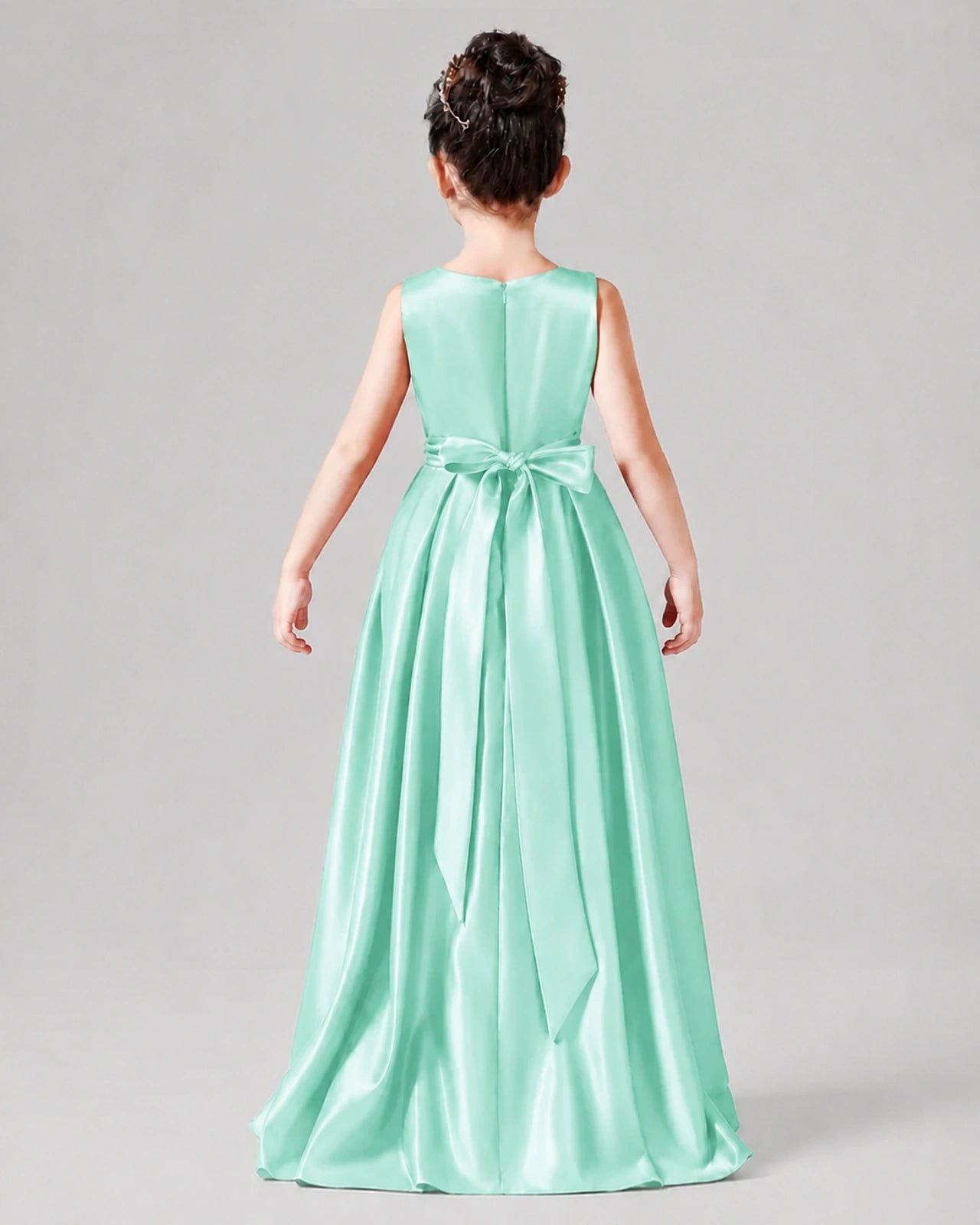Dideyttawl Junior Bridesmaid Dress with Sleeveless Satin Bodice and High-Low Skirt
