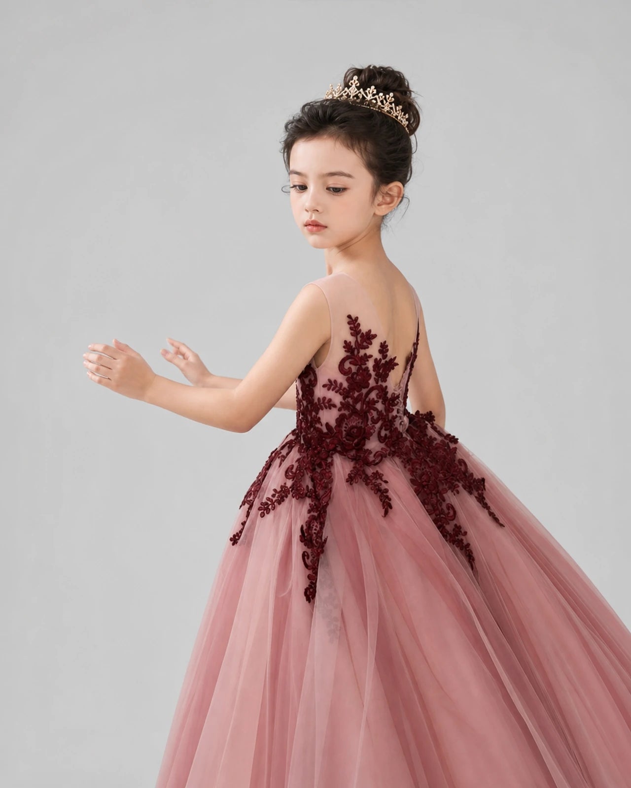 Dideyttawl Pageant Dress with Floral Lace Appliques and Voluminous Tulle Skirt