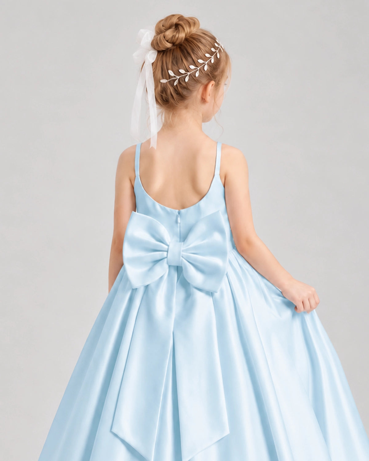 Dideyttawl Flower Girl Dress with Spaghetti Straps and Statement Back Bow