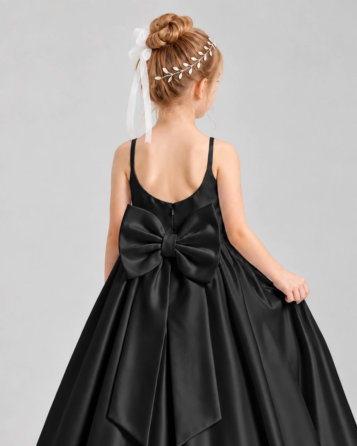 Dideyttawl Flower Girl Dress with Spaghetti Straps and Statement Back Bow