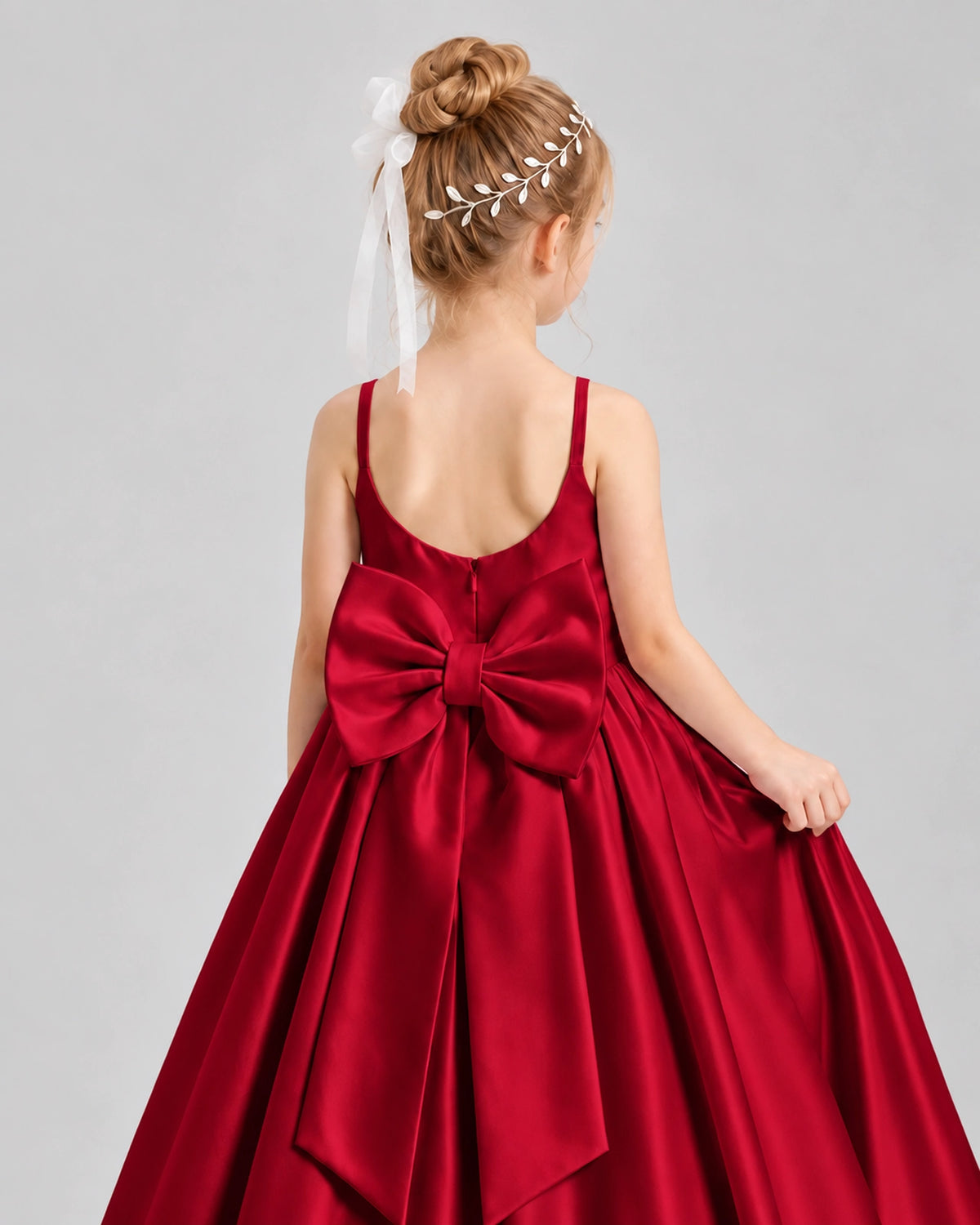Dideyttawl Flower Girl Dress with Spaghetti Straps and Statement Back Bow