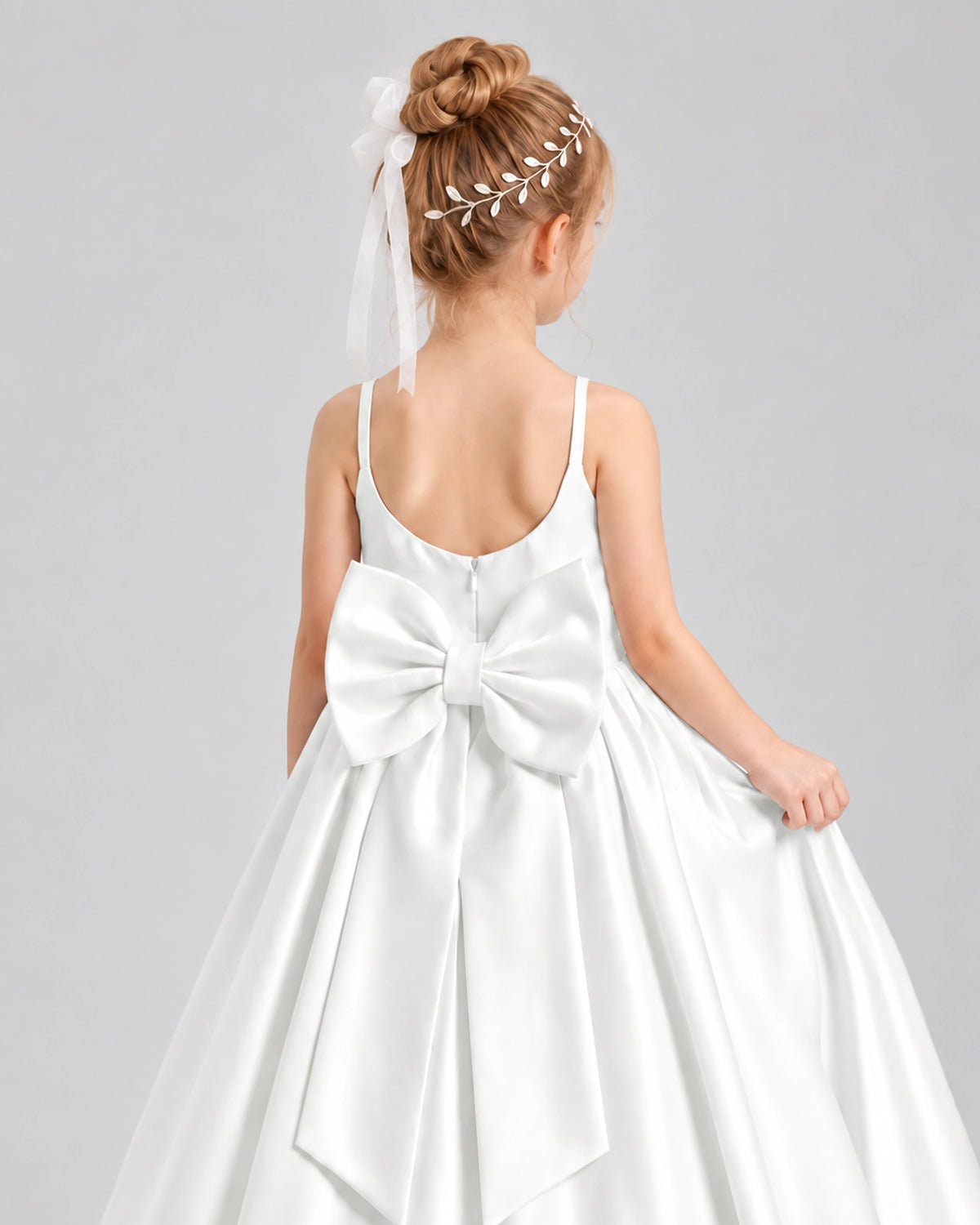 Dideyttawl Flower Girl Dress with Spaghetti Straps and Statement Back Bow