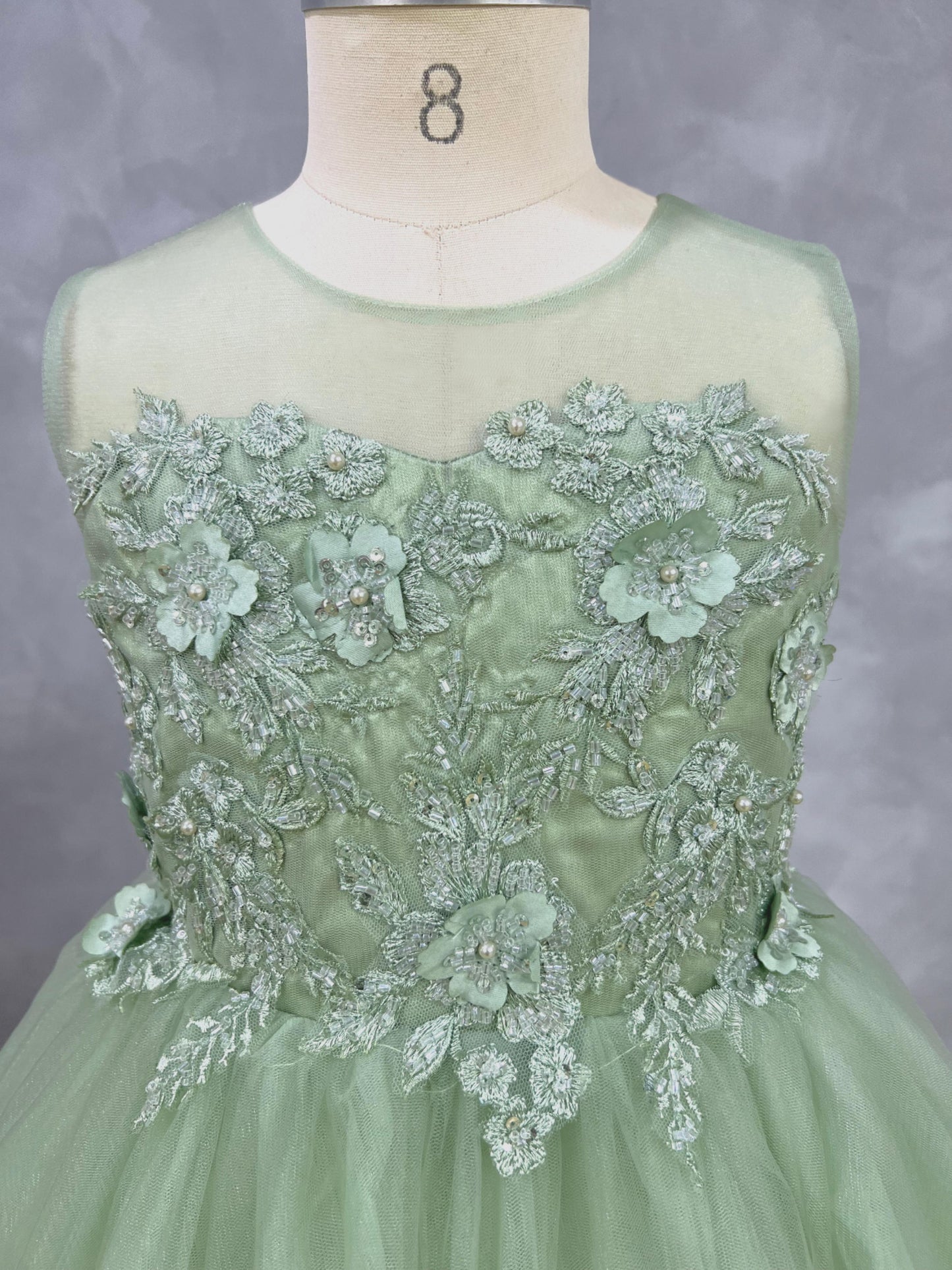 2025 Spring Embroidery Lace Appliqued Tulle Flower Girls Dress Wedding Guest Dress Puffy Princess Dress Strapless Full Length Pageant Dress