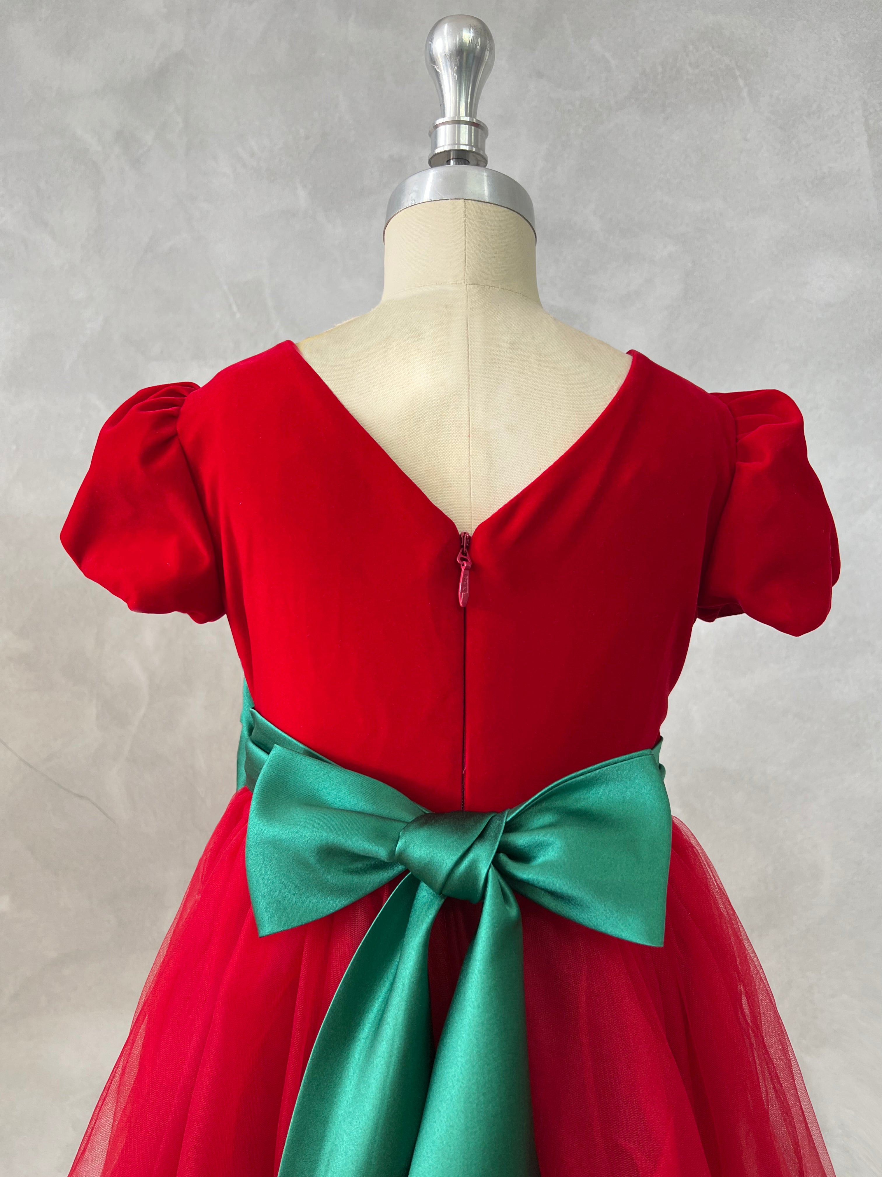 Dideyttawl Velvet Girls Formal Dress With V Neck Puff Sleeves